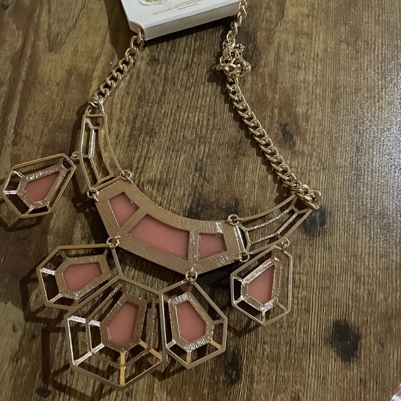 Mia collection peach necklace and earring set-NWT - Picture 4 of 4